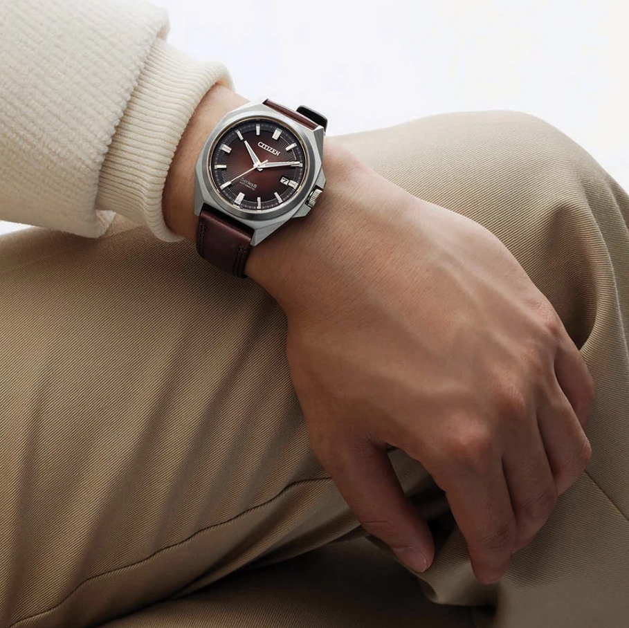 Citizen NB6011-11W นาฬิกาผู้ชาย Series8 Automatic Men's Watch