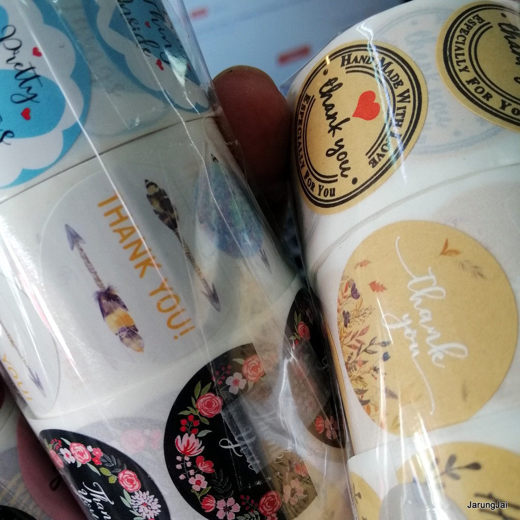 สติ๊กเกอร์ขอบคุณ ขนาดเล็ก จำนวน 100 ดวง thank you sticker คละลาย