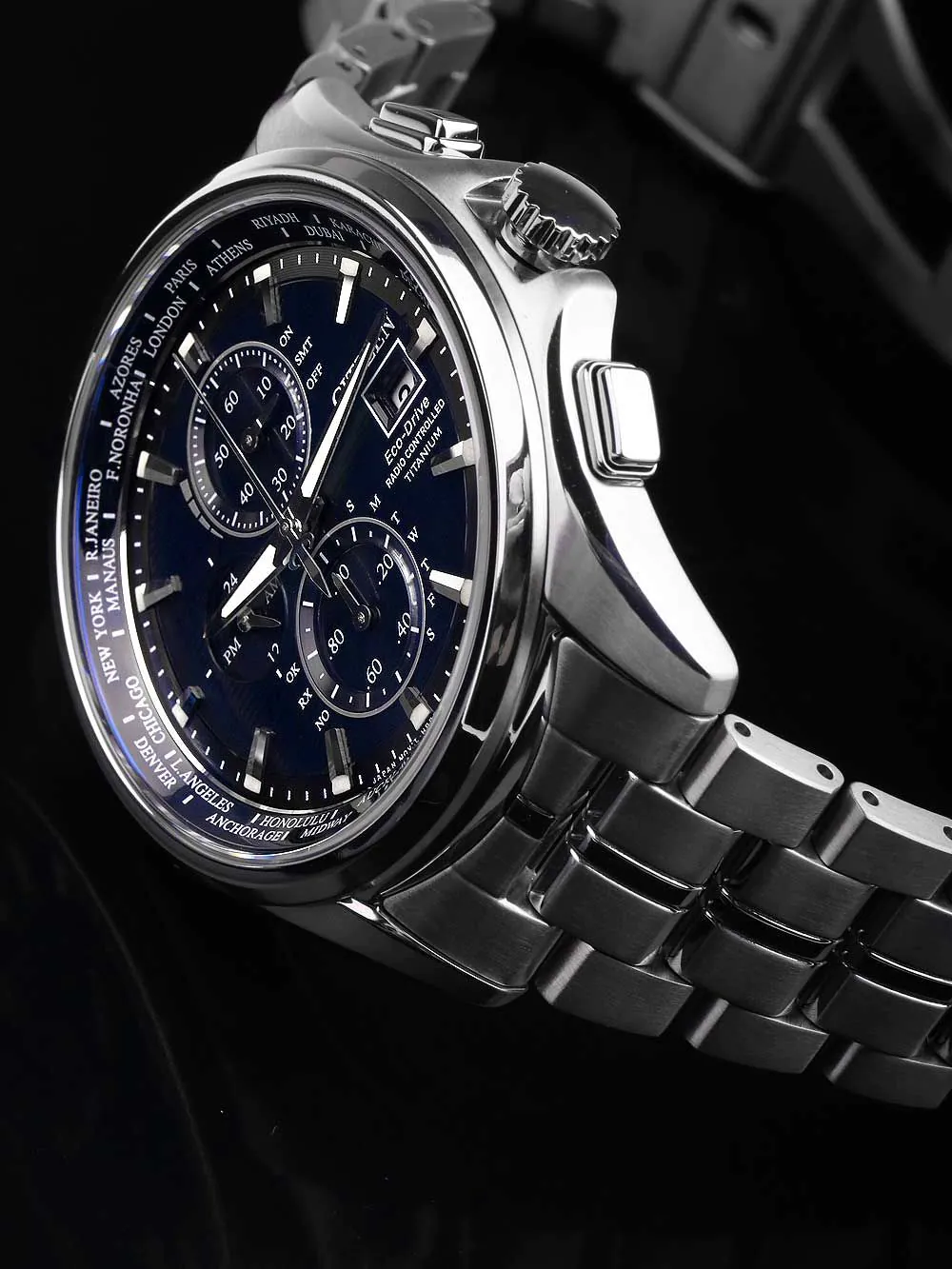 Citizen AT8130-56L นาฬิกาผู้ชาย Eco-Drive Global Radio Controlled Super Titanium Men's Watch