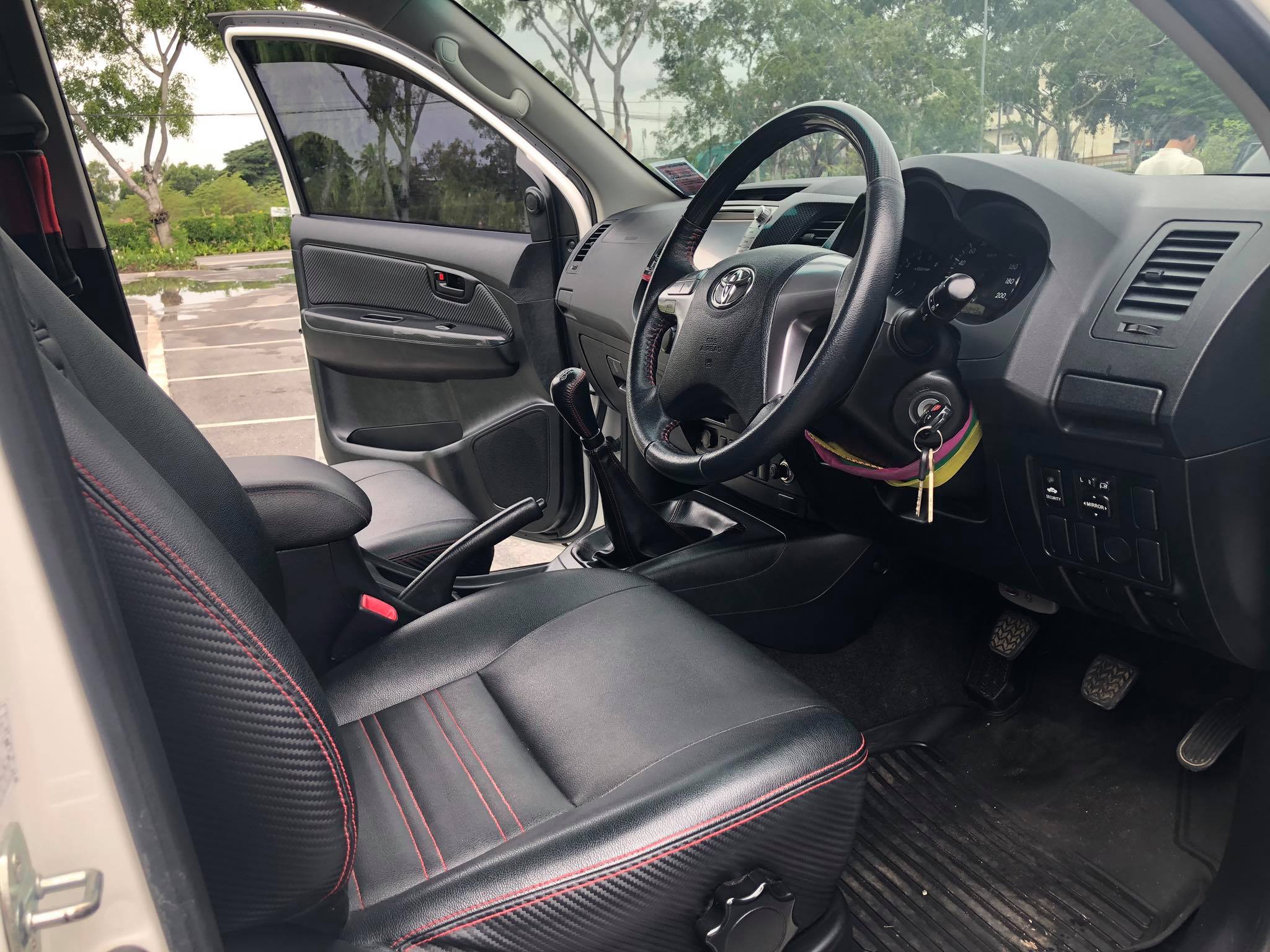 Toyota Vigo Champ 2.5E PRERUNNER DOUBLE CAB TRD SPORTIVO MT 2014