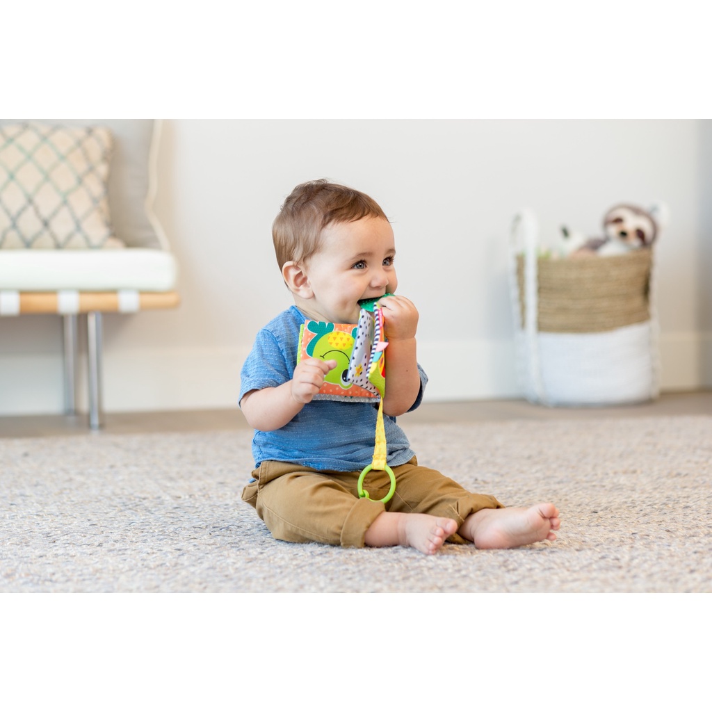 Infantino หนังสือผ้าเสริมพัฒนาการ : Link & Squeak Animal Crinkle Book