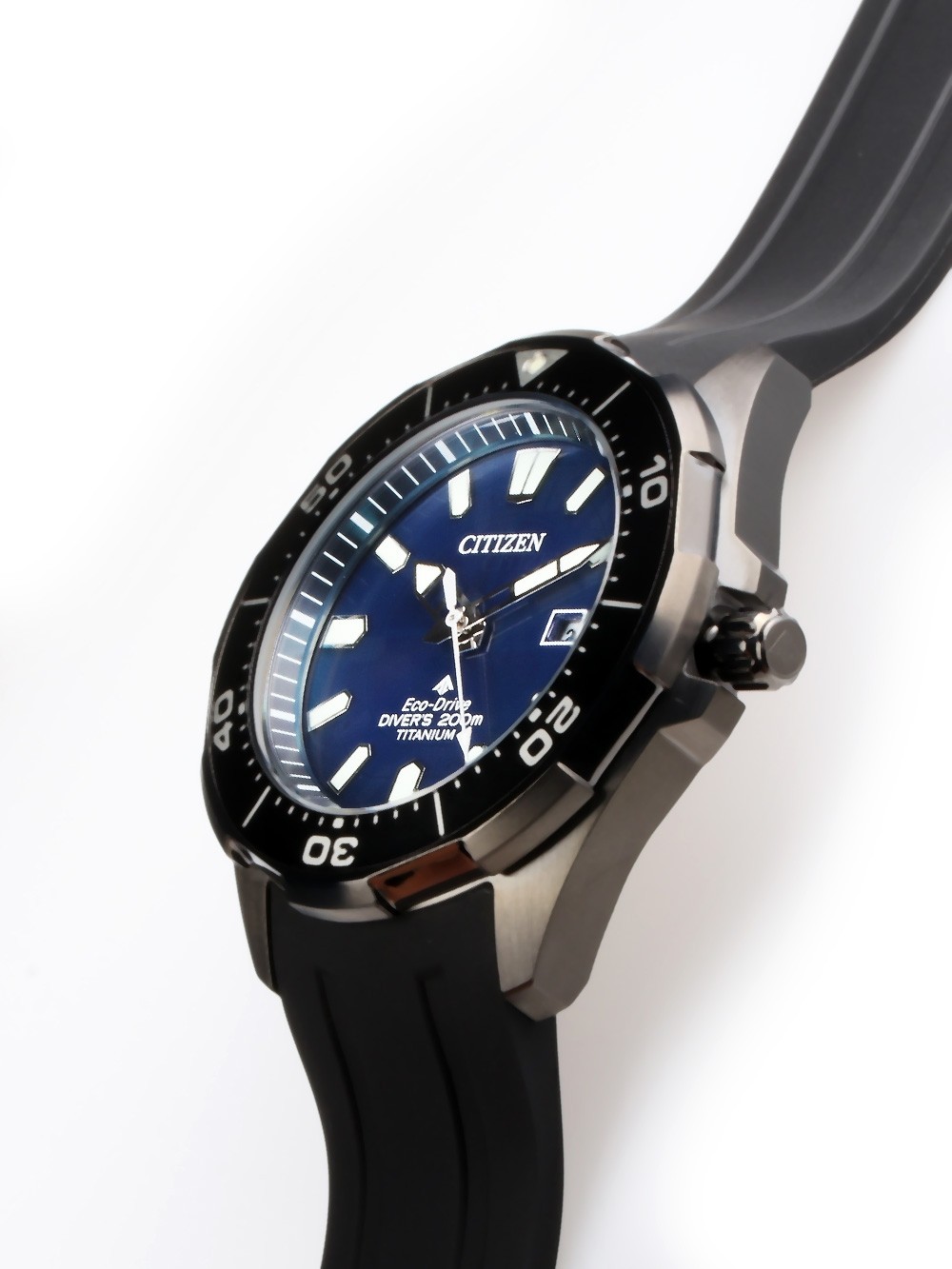 Citizen BN0205-10L นาฬิกาผู้ชาย Eco-Drive Promaster Marine Titanium Diver 200m Men's Watch
