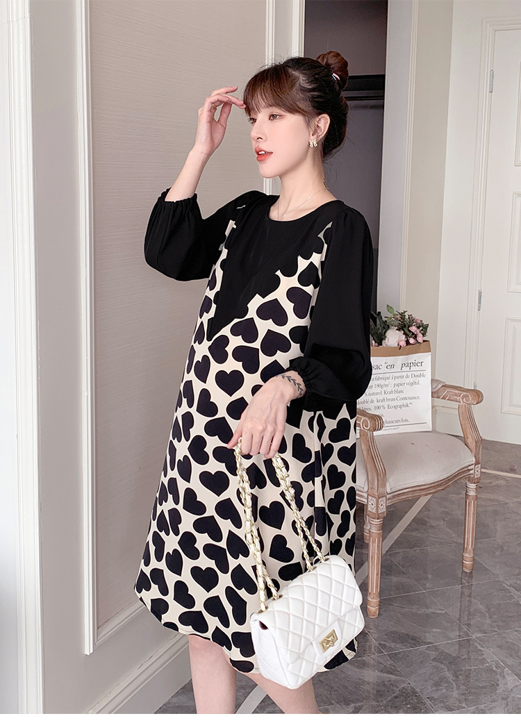 เดรสคลุมท้องแฟชั่นเกาหลี เอี๊ยมหลอก ผ้าชีฟอง ลายหัวใจน่ารัก ทรงสวย ดูดีมากค่ะชุดนี้ M L XL XXL