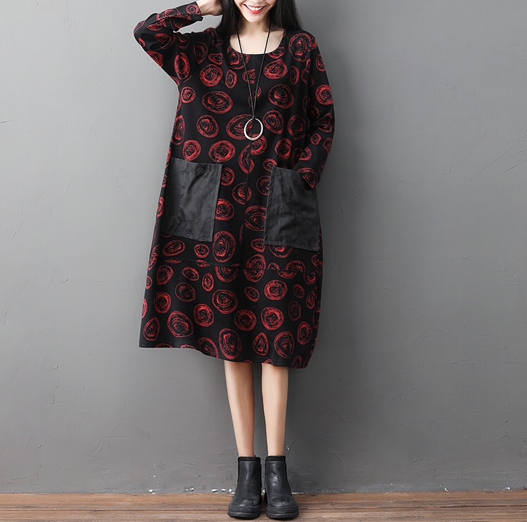 เดรสคลุมท้องสไตล์วินเทจแขนยาว ลายน่ารักชิคมาก กระเป๋าใหญ่ ใส่สบายสุดๆ M L XL,XXL สำเนา