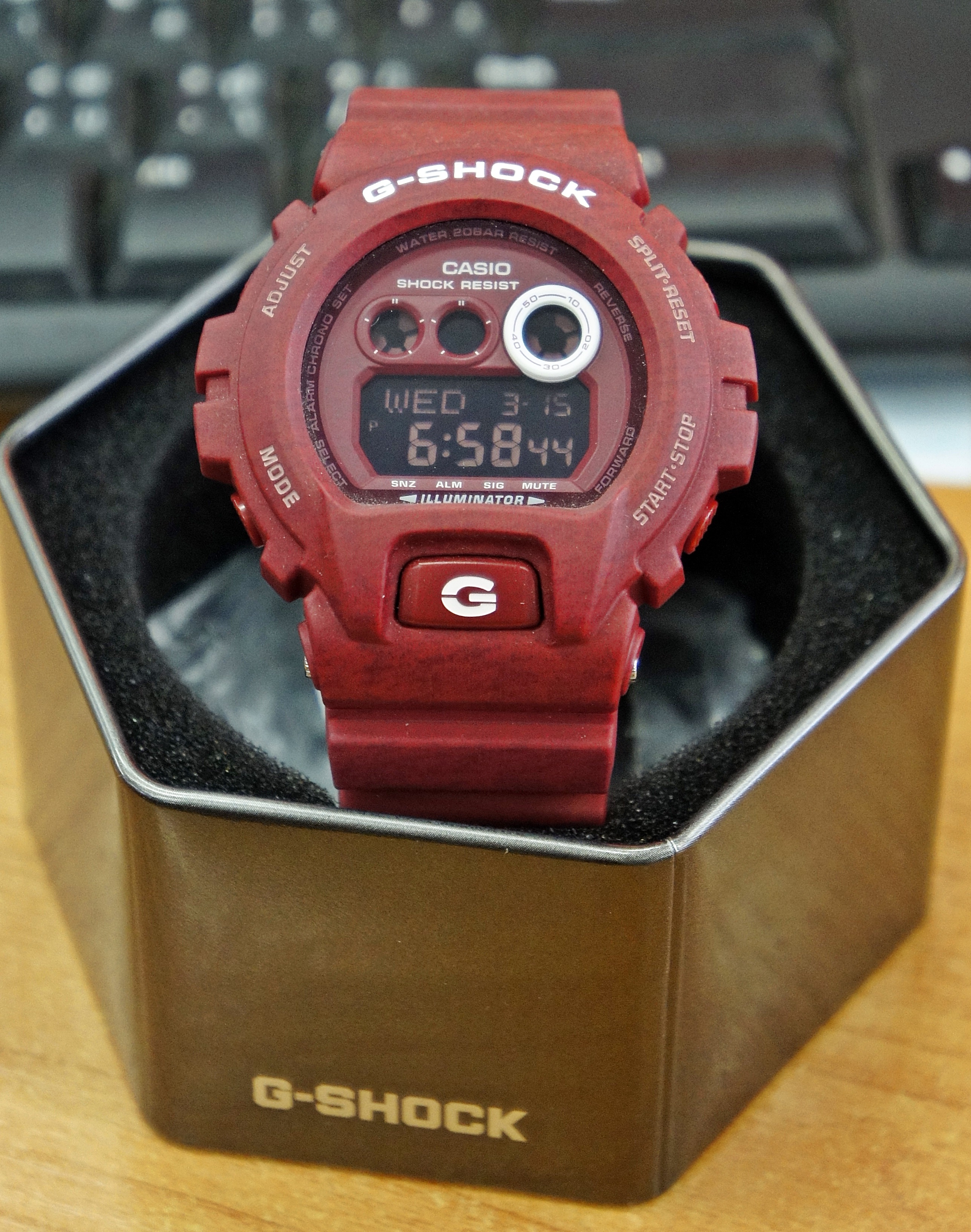 GD-X6900HT-4DR
