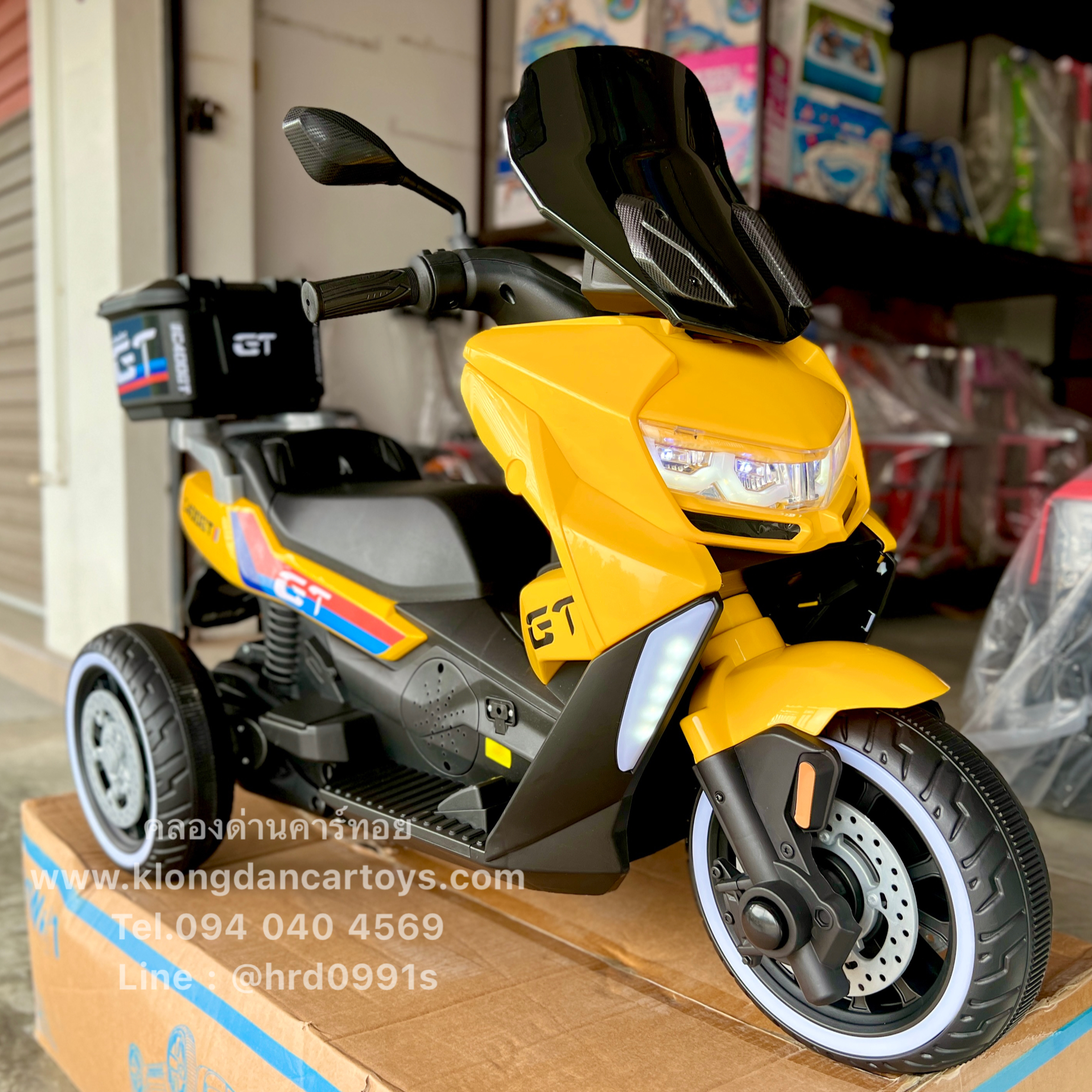 รถเด็กแบตเตอรี่BMWc400GT(มีกล่องใส่ของ, 2มอเตอร์ แบต6v7a, ต่อเพลง usd mp3)