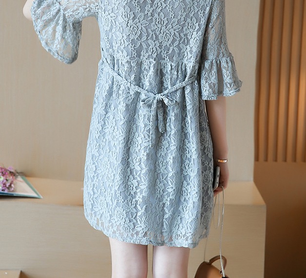 ชุดคลุมท้องเปิดให้นม ลูกไม้ มีเชือกช่วงคอ แขนระบายมีเชือกผูกหลังปรับขนาดครรภ์ M,L,XL,XXL