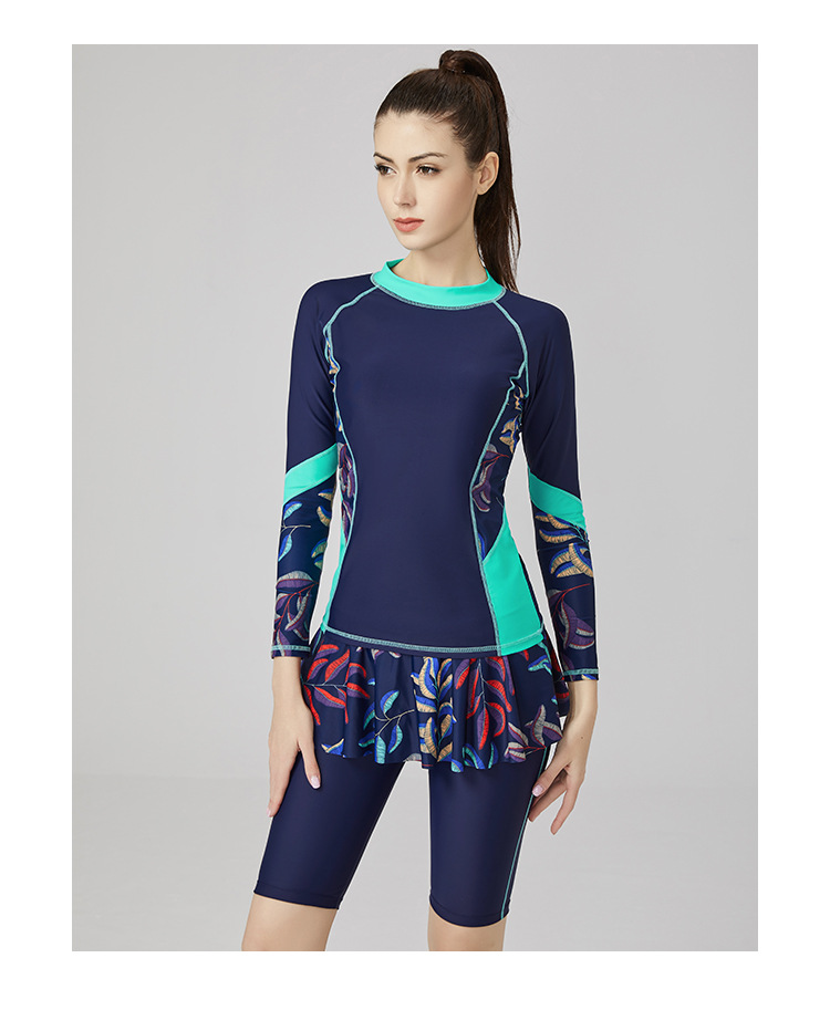 ชุดว่ายน้ำคนอ้วน แบบสปอร์ต 6xl พร้อมส่ง:ชุดว่ายน้ำไซส์ใหญ่สีน้ำเงินแขนยาวตัดขอบเขียวลายกราฟฟิก มาพร้อมกางเกงแต่งกระโปรงระบาย แบบสวยมากๆจ้า:รอบอก40-52นิ้ว เอว34-48นิ้ว สะโพก46-58นิ้ว