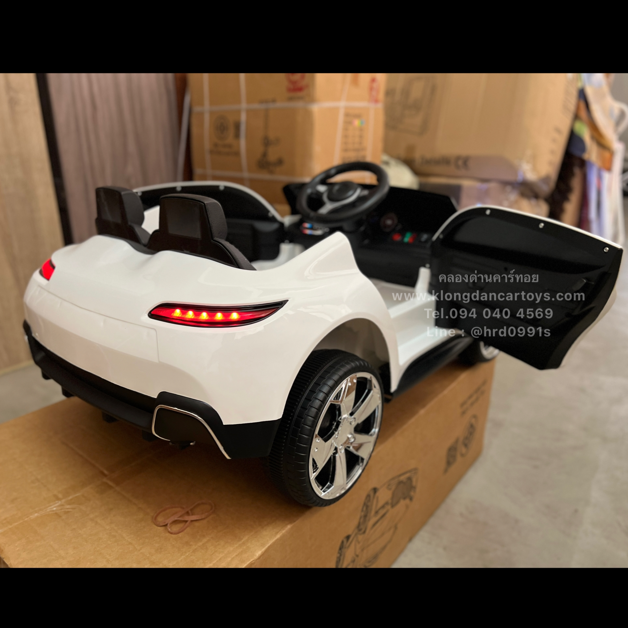 รถเด็กแบตเตอรี่BMWi7*สีสวยพิเศษสมจริง*(บังคับบนมือถือได้, 2มอเตอร์, 2แบต12V4.5a, ออกตัวสมูท, เล่นบลูทูธ USB AUXได้, มีรีโมทบูลทูธ, มีโช้ค, เปิดประตู)