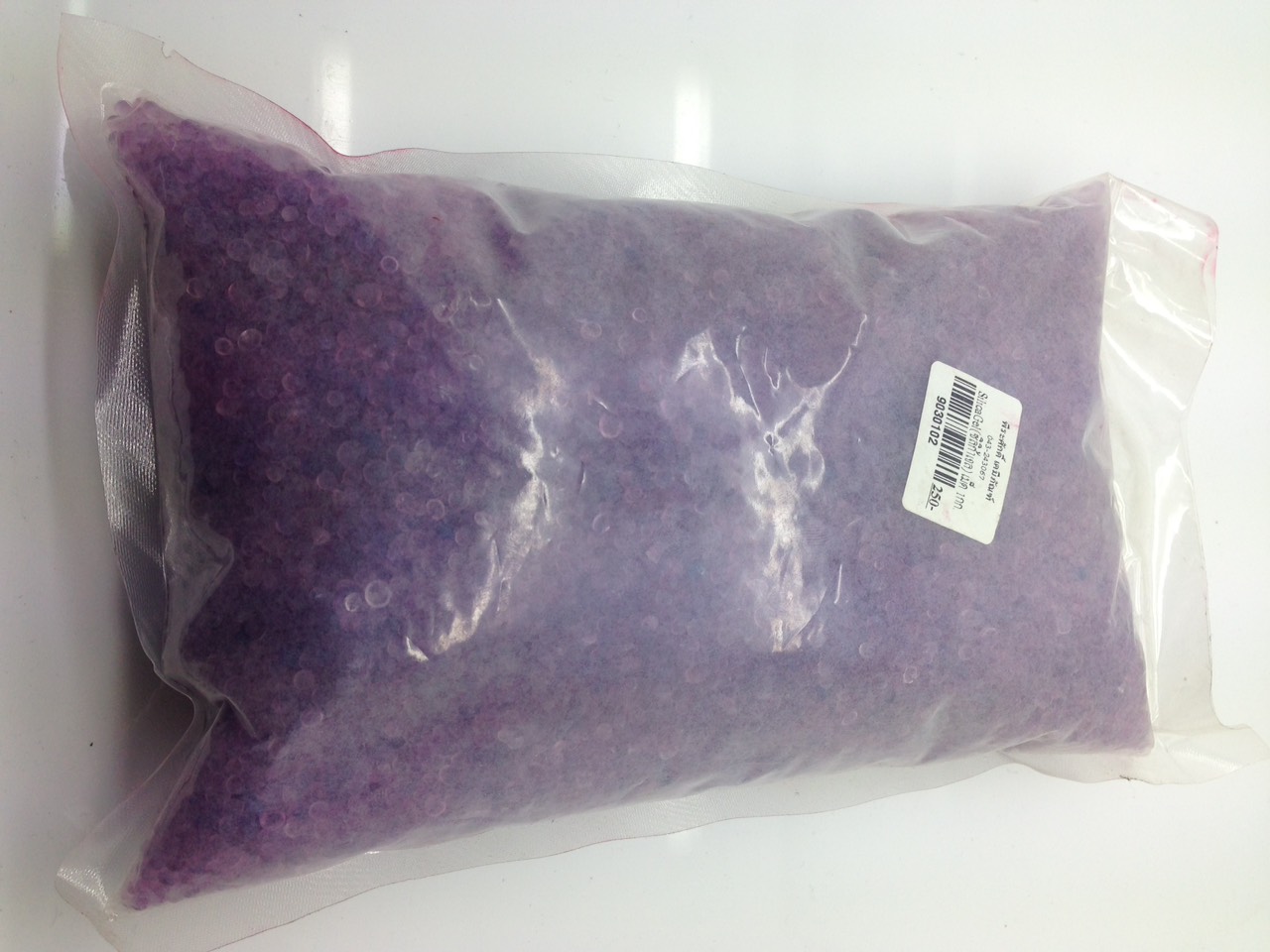 ซิลิก้าเจล (เม็ดสีน้ำเงิน)1 กิโล @ บรรจุ : 1 ถุง / หีบละ 25 ถุง