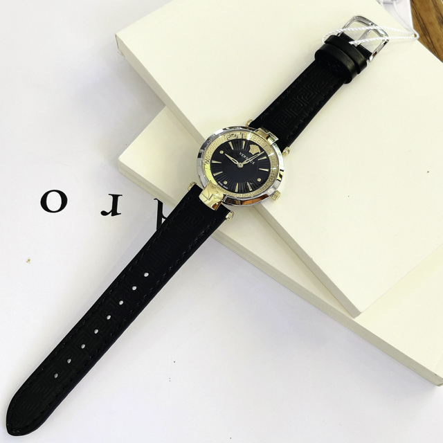 Versace VE2L00221 นาฬิกาผู้หญิง Quartz Women's Watch