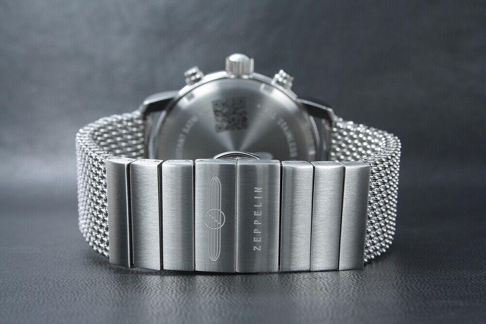 Zeppelin 7690M-1 นาฬิกาผู้ชาย Big-Date Chrono Quartz Men's Watch