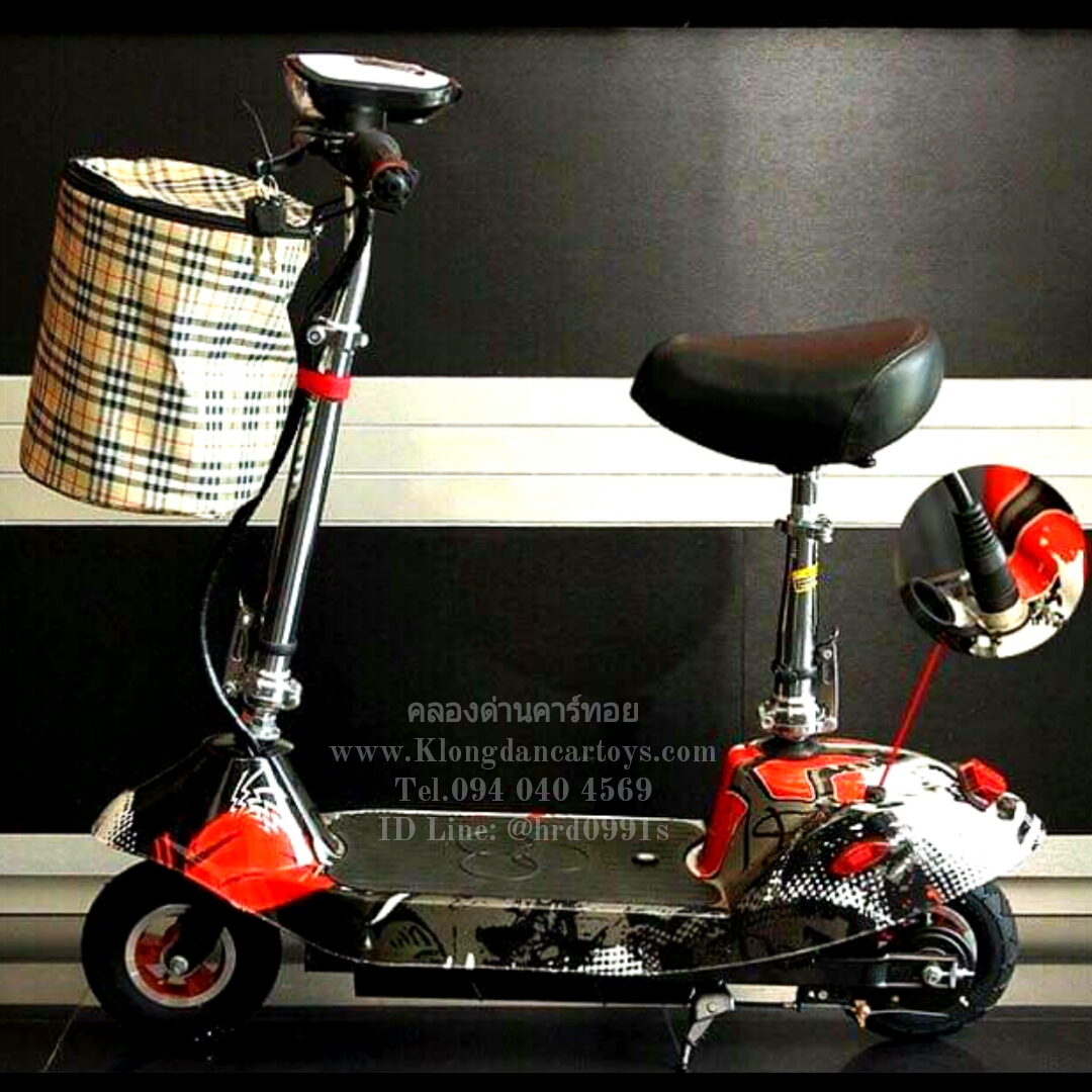 สกู๊ตเตอร์ไฟฟ้ารุ่นลายกราฟฟิกสุดเท่ส์💥มอเตอร์250W แบต24V12a พับเก็บได้💥คันเร่งบิดมือ กุญแจ2คู่ จอแสดงแบต ล้อยาง8นิ้ว💥รับน้ำหนักได้สูงสุด80kg.