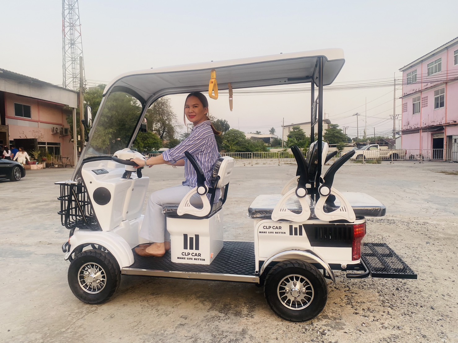รถไฟฟ้า 4 ล้อ 4-5 ที่นั่ง รุ่น M-01T ยี่ห้อ CLP CAR ขับแฮนด์บิด