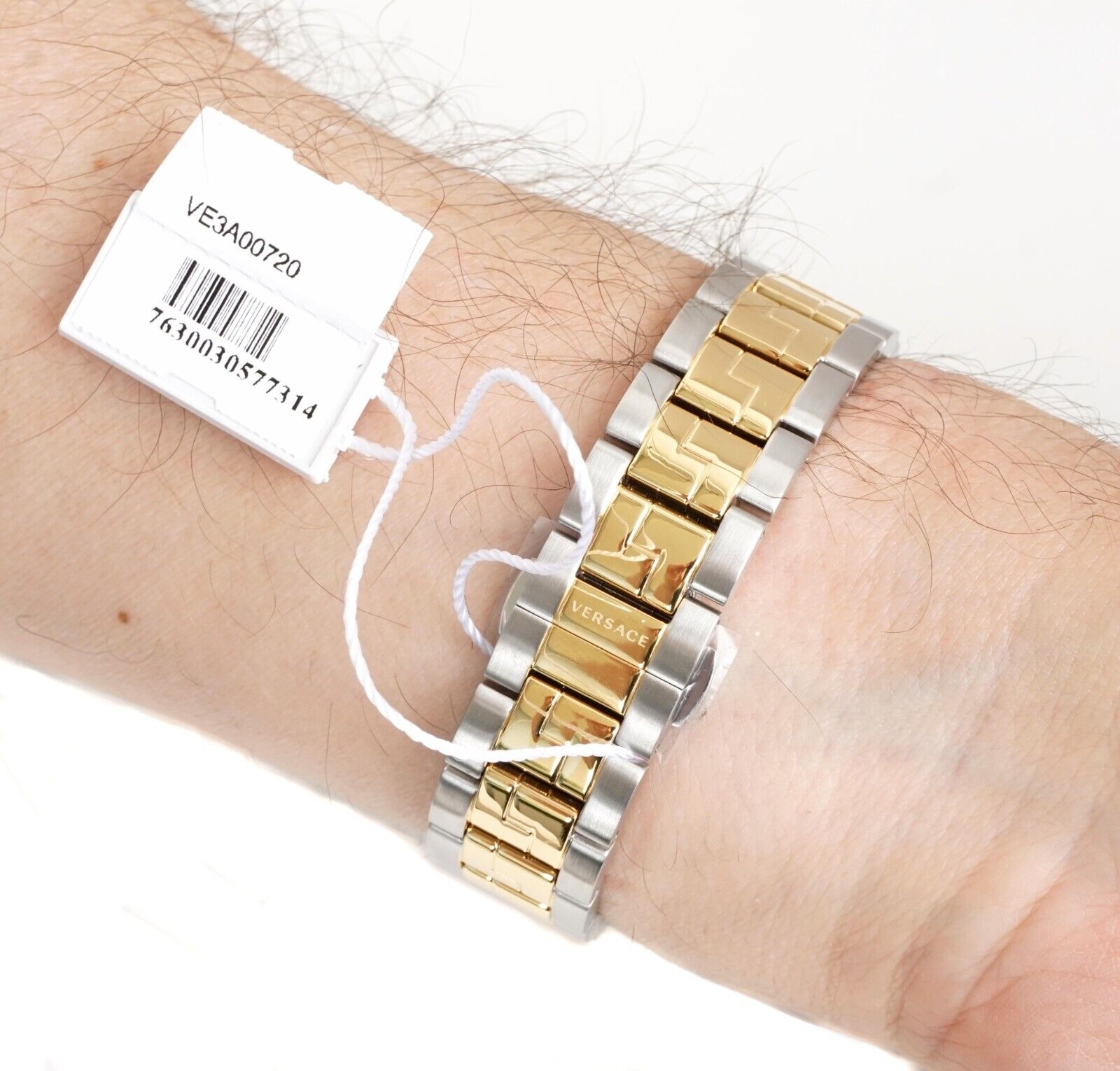 Versace VE3A00720 นาฬิกาผู้ชาย Hellenyium Quartz Men's Watch