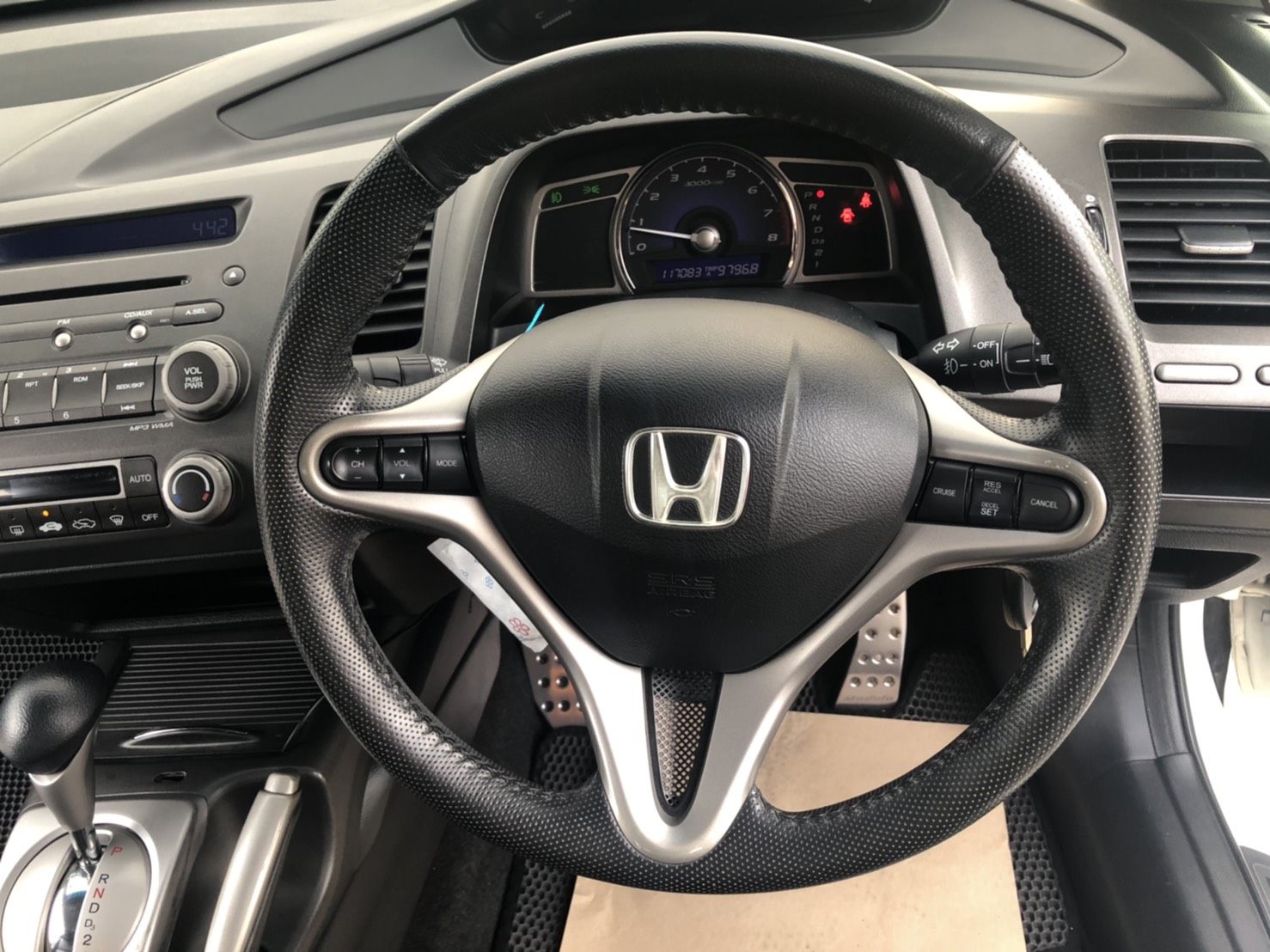 Honda Civic 1.8 Sport Pearl AT 2011