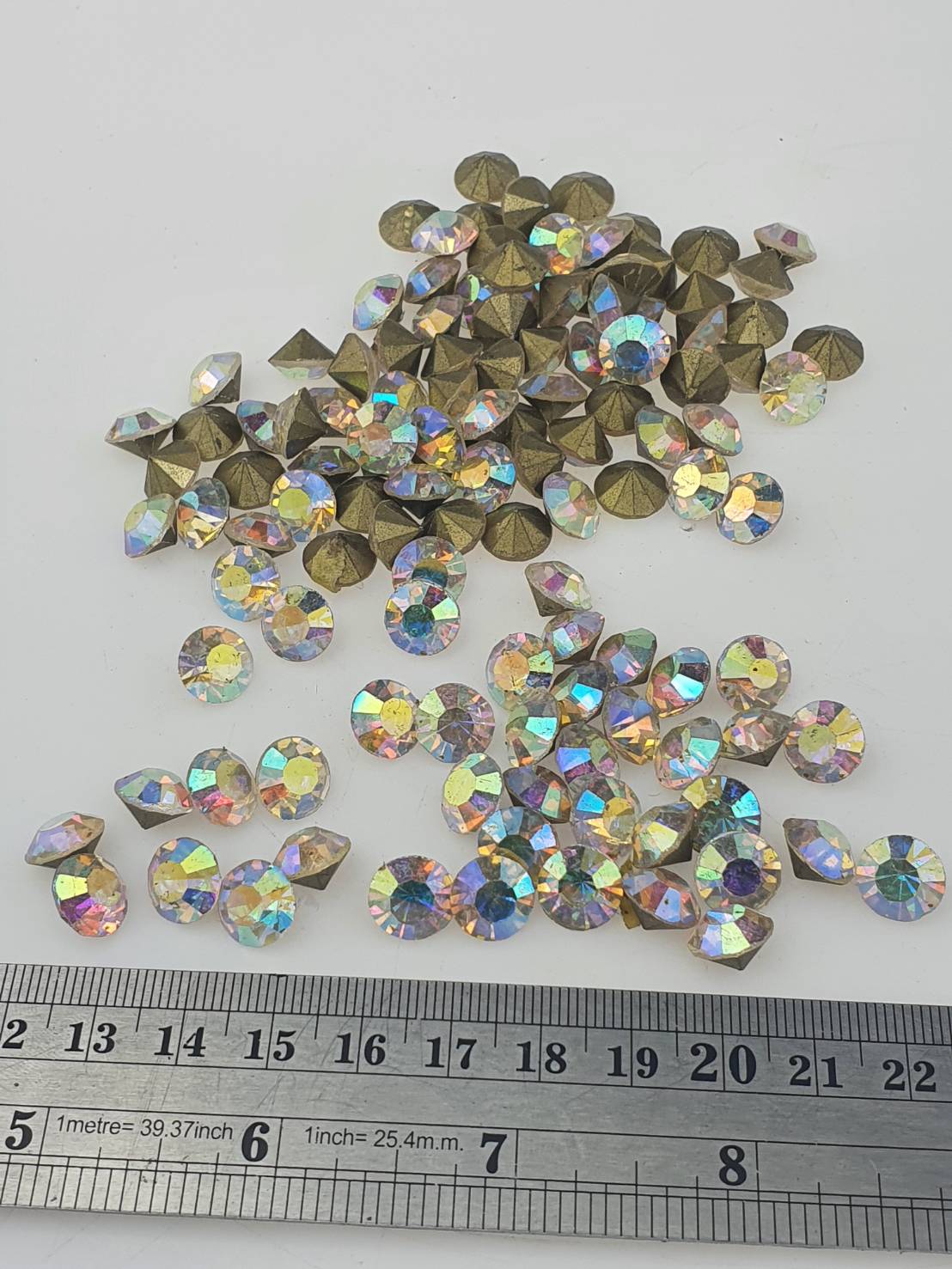 เพชรคริสตัลก้นแหลมขนาด 8 มิลลิเมตร (SS38) เพชรคริสตัลสำหรับงานเครื่องประดับ Crystal จำนวน 288 เม็ด