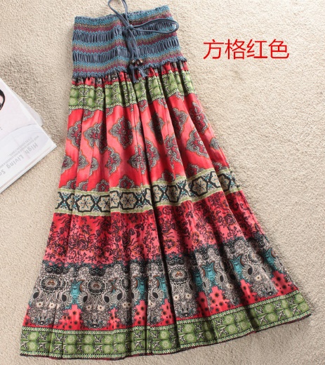 เสื้อผ้าแฟชั่นผู้หญิงพร้อมส่ง : เดรสสีแดงแฟชั่น แต่งลายกราฟฟิกสีสดใส ใส่เป็นกระโปรงได้ แบบน่ารักมากๆจ้า