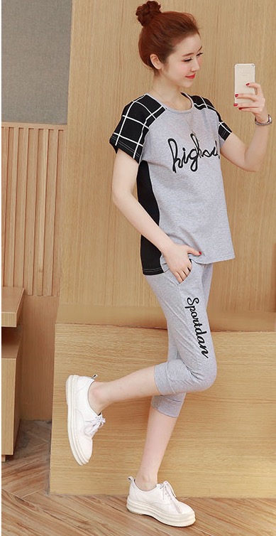 ชุดเสื้อคลุมท้อง+กางเกง 5ส่วน ลายสวย มีผ้าพยุงครรภ์ ปรับขนาดครรภ์ได้ สีเทา M,L,XL,XXL