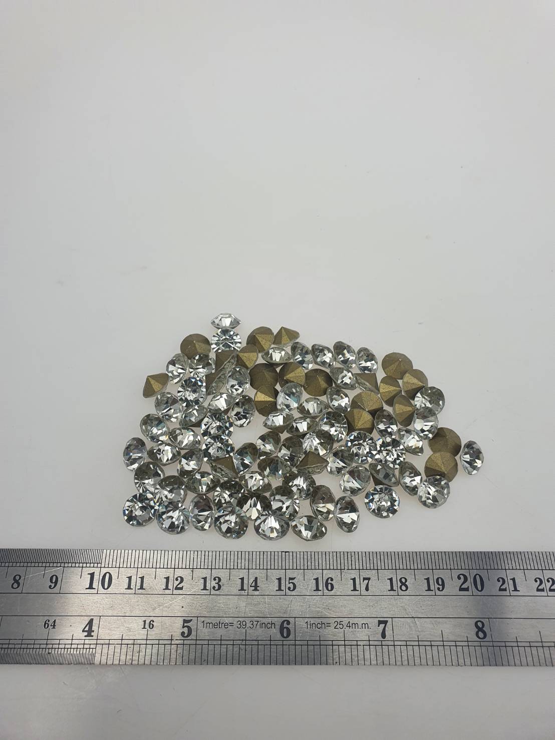 เพชรคริสตัลก้นแหลมขนาด 8 มิลลิเมตร (SS38) เพชรคริสตัลสำหรับงานเครื่องประดับ Crystal จำนวน 288 เม็ด