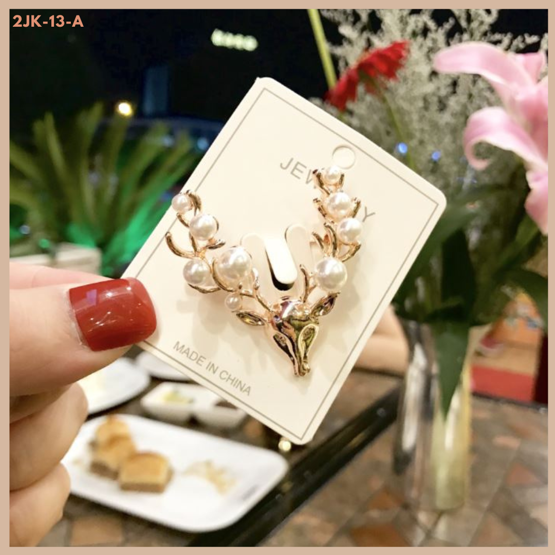 เข็มกลัดติดชุด ติดเพื่อความสวย หรือติดเพื่อความเชื่อก็ได้ น่ารักลงตัว เซต คริสต์มาส