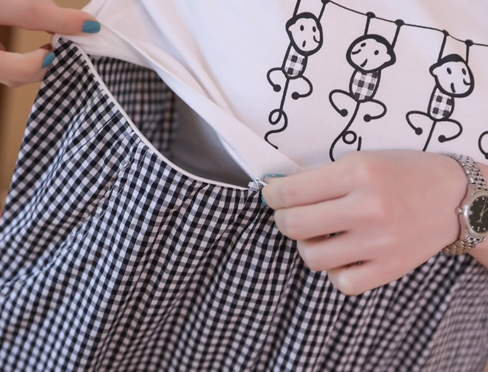 ชุดคลุมท้องเปิดให้นมแบบซิบ ผ้า cotton นิ่มใส่สบาย ลายลิงน้อย มีกระเป๋าข้าง มีเชือกผูกปรับขนาดครรภ์ M,L,XL,XXL