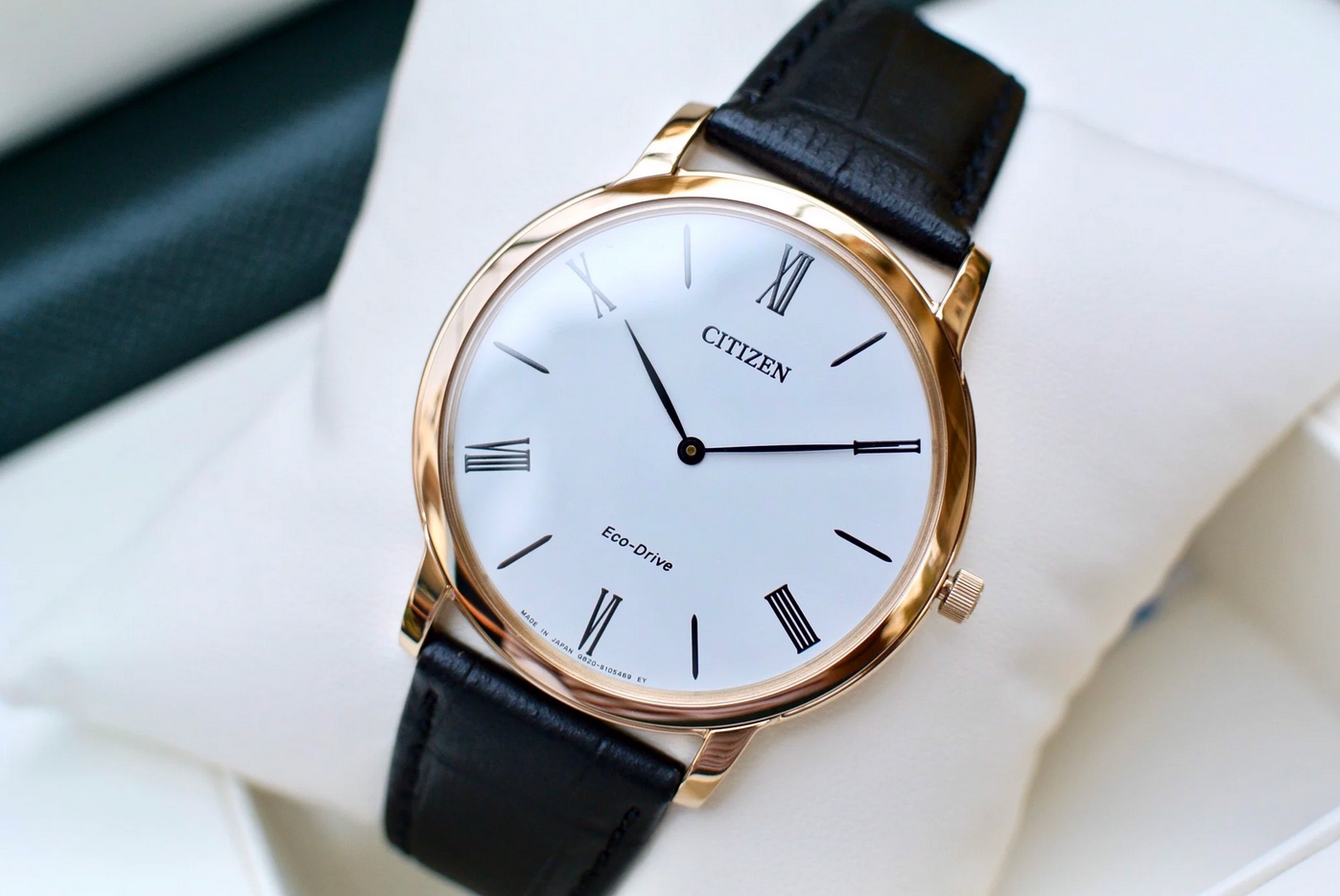 Citizen AR1113-12B นาฬิกาข้อมือผู้ชาย Eco-Drive Stiletto Ultra Thin Made in Japan Men's Watch