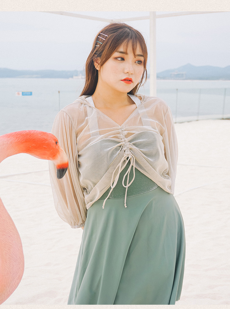 ชุดว่ายน้ำคนอ้วน 5xl พร้อมส่ง :ชุดว่ายน้ำไซส์ใหญ่ชุดเที่ยวทะเลสีเขียวสายไขว้ด้านหลังมาพร้อมเสื้อคลุม มีกางเกงขาสั้นใส่ด้านในแบบสวยน่ารักมากๆจ้า :รอบอก38-48นิ้ว เอว34-44นิ้ว สะโพก42-52นิ้ว เสื้อคลุมรอบอกกว้าง 48นิ้ว