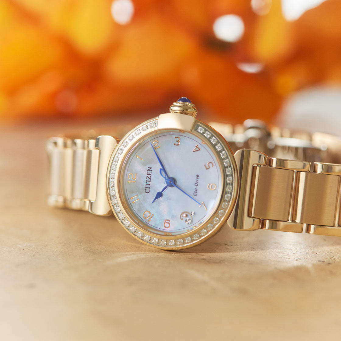 Citizen EM1123-89D นาฬิกาผู้หญิง Citizen L Mae Diamond: 40 Pcs Women's Watch