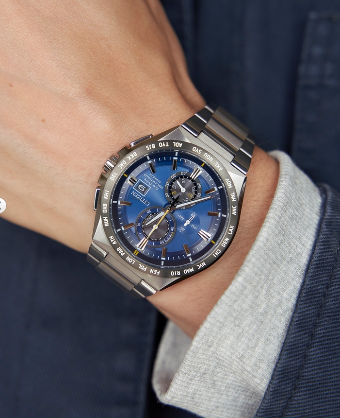 Citizen AT8234-85L นาฬิกาผู้ชาย Eco-Drive Radio Controlled Super Titanium Men's Watch