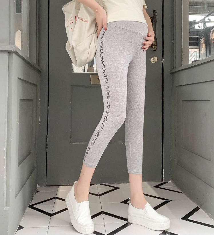 เลคกิ้งคนท้องขายาว ผ้านิ่ม มีแถบลายอักษร ขา4ส่วน ใส่สบาย มีสายปรับขนาดครรภ์ มี3 สี M,L,XL