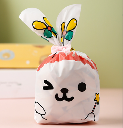 ถุงผูกหูกระต่าย ขนาด 13.5x22 ซม. แพ็คละ 47-50 ใบ (ชุดที่ 3/3)