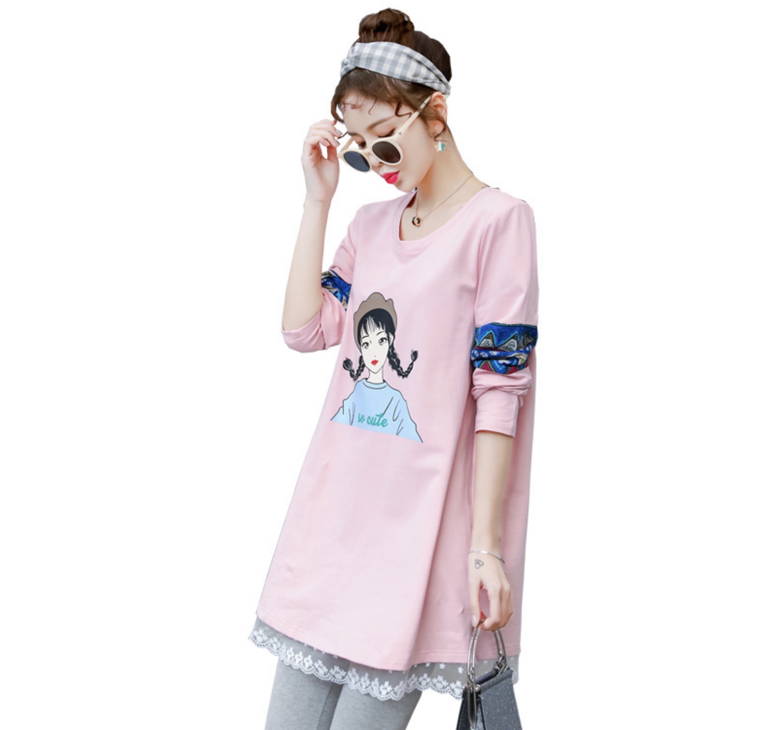 เสื้อคลุม แขนยาว ผ้าคอตต้อน ต่อปลายลูกไม้ เนื้อนิ่ม ใส่สบาย น่ารักค่ะ