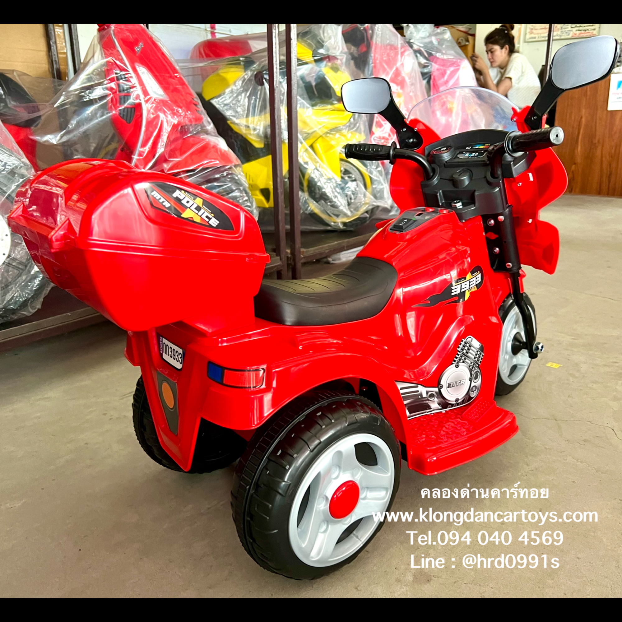 รถมอไซค์BMWมินิแบตเตอรี่(มีกล่องเก็บของ มีเพลงในตัว มีแตร มีไฟ)