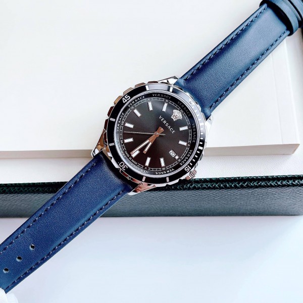 Versace VE3A00220 นาฬิกาผู้ชาย Hellenyium Quartz Men's Watch