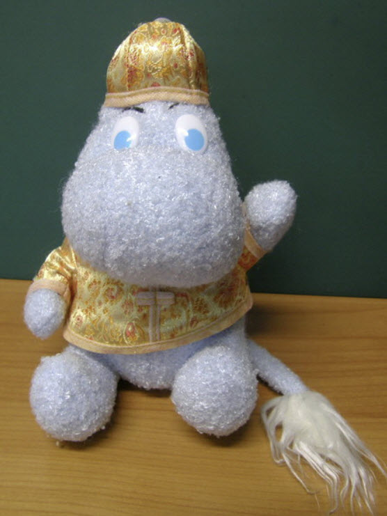 Moomin ขนาด 8 นิ้ว มีห่วงเชือกและจุ๊บยาง (มือสอง)