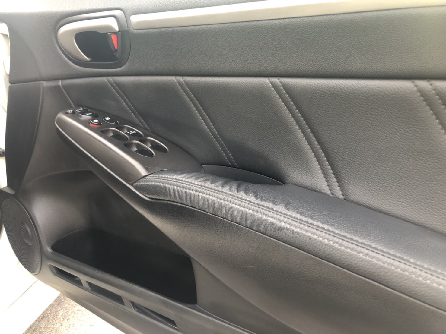 Honda Civic 1.8 Sport Pearl AT 2011