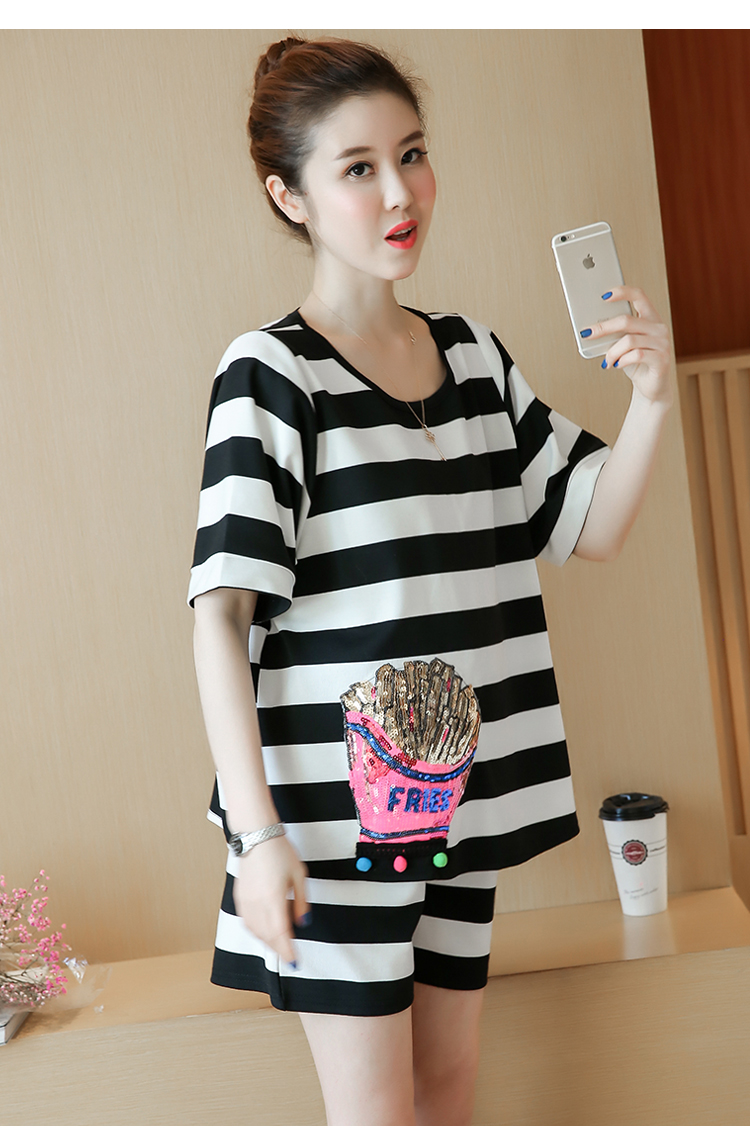 ชุดเสื้อ+กางเกงคนท้อง ลายทาง ผ้านิ่ม ประดับฟรุ้งฟริ้ง กางเกงมีสายปรับขนาดภรรภ์ M,L,XL,XXL