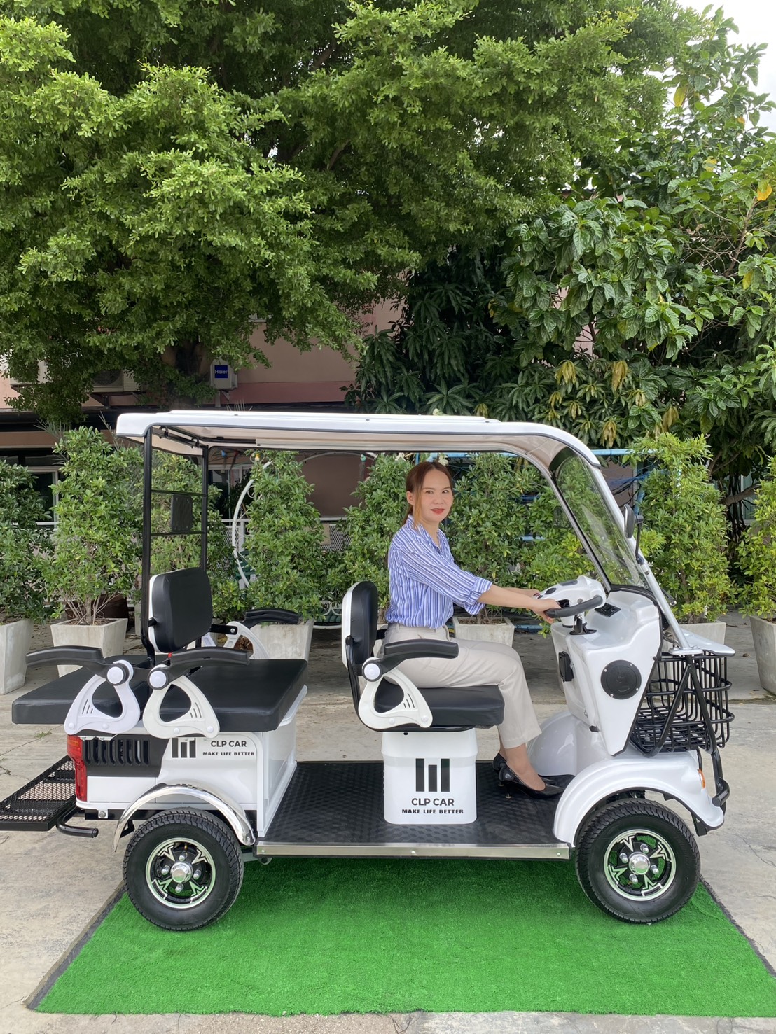 รถไฟฟ้า 4 ล้อ 6 ที่นั่ง (คนไซส์ใหญ่) รุ่น M-01ฺB BIG PLUS ยี่ห้อ CLP CAR ขับแฮนด์บิด