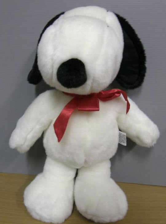 Snoopy ขนาด 12 นิ้ว ขนนิ่ม (มือสอง)