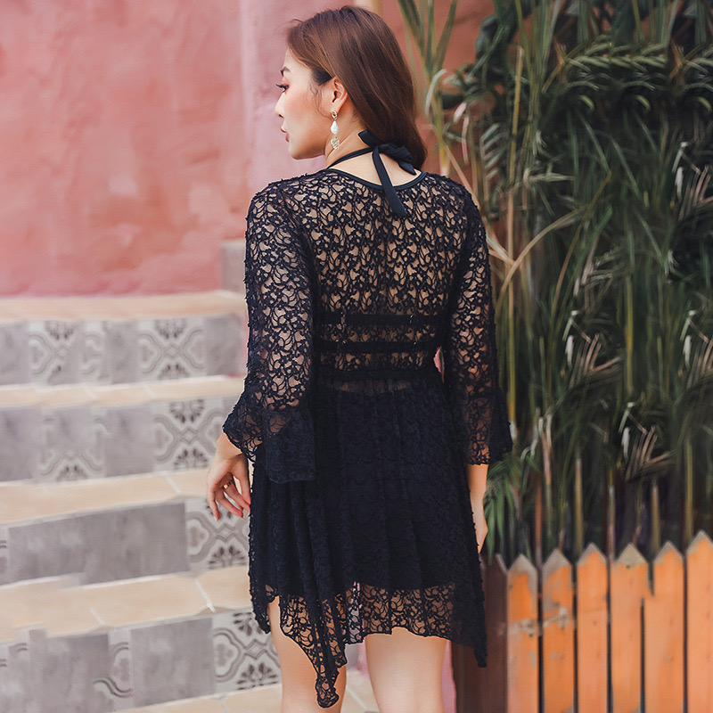 ชุดว่ายน้ำคนอ้วน 6xl พร้อมส่ง: ชุดว่ายน้ำไซส์ใหญ่สีดำแต่งลายลูกไม้ สายผูกคอset 3 ชิ้นมี บรา กางเกงและเสื้อคลุมแบบสวย sexy มากๆจ้า :ขนาด - รอบอก 40 - 50 นิ้ว - เอว 38 - 48 นิ้ว - สะโพก 42 - 54 นิ้ว - เสื้อคลุมกว้าง 50 นิ้ว