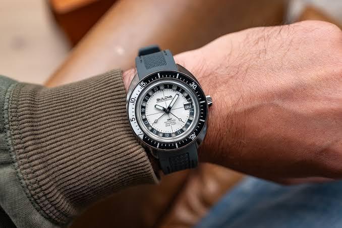 Bulova 98B407 นาฬิาผู้ชาย Automatic Oceanographer GMT Men's Watch