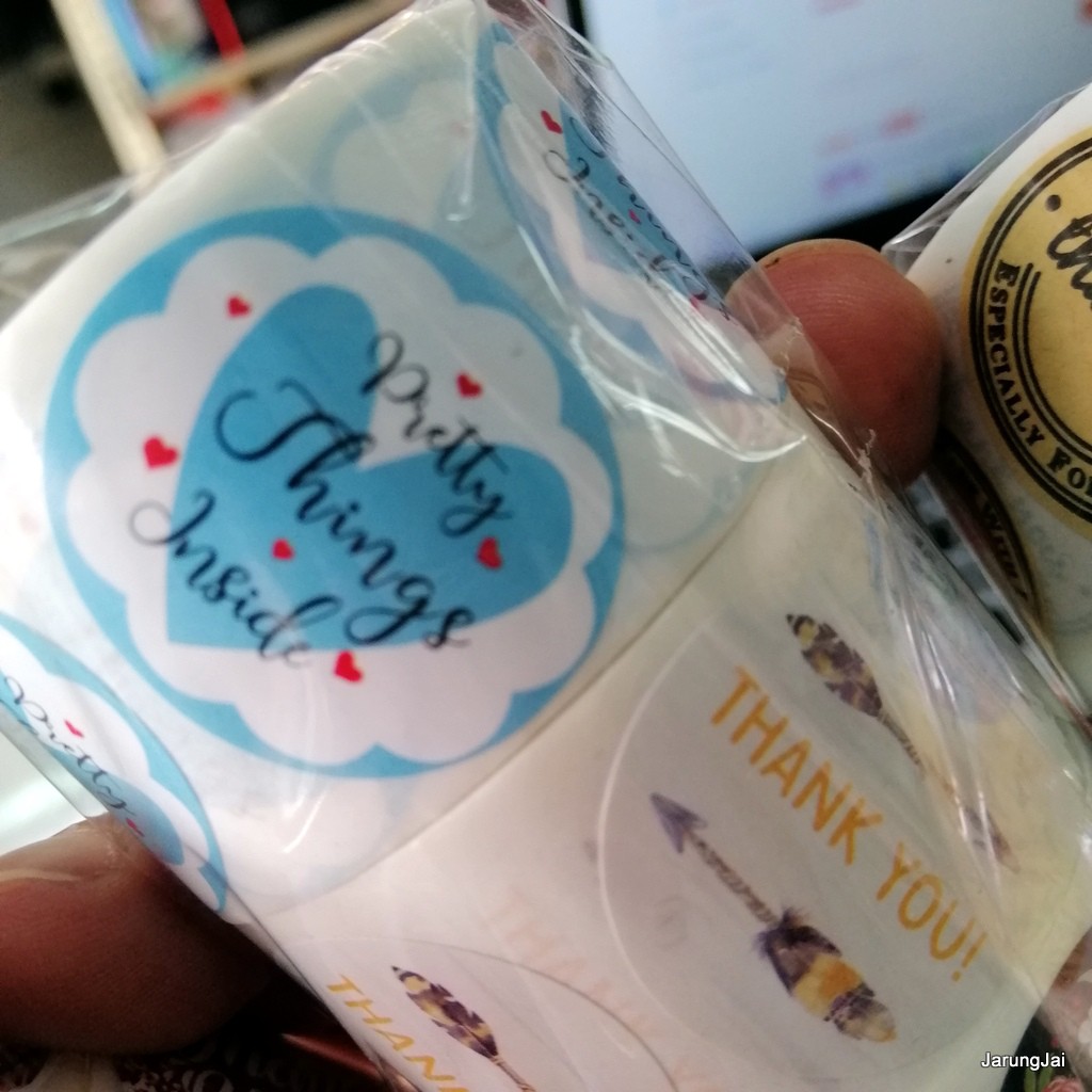สติ๊กเกอร์ขอบคุณ ขนาดเล็ก จำนวน 100 ดวง thank you sticker คละลาย