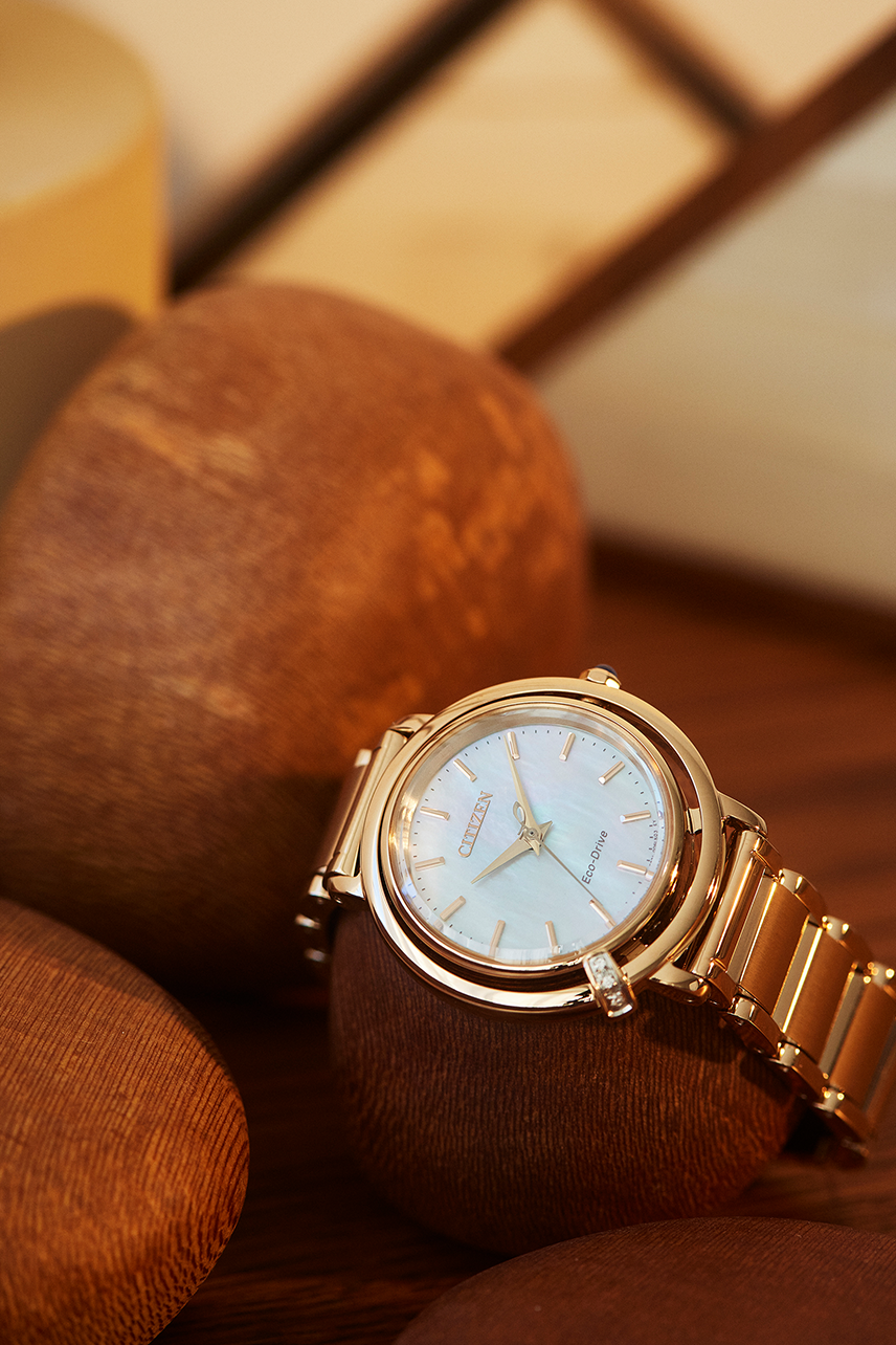 Citizen EM1093-61D นาฬิกาผู้หญิง Eco-Drive Diamond 3 Pcs Women's Watch + Leather Strap