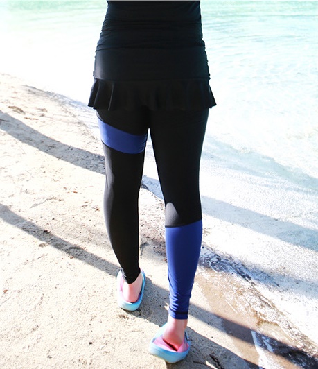 ชุดว่ายน้ำคนอ้วน พร้อมส่ง :ชุดว่ายน้ำไซส์ใหญ่แฟชั่นสีดำแต่งสีน้ำเงินแขนขายาว set 4 ชิ้นใส่ได้หลายแบบมาพร้อมกระโปรงแบบสวยน่ารักมากๆจ้า:รายละเอียดไซส์คลิกเลยจ้า