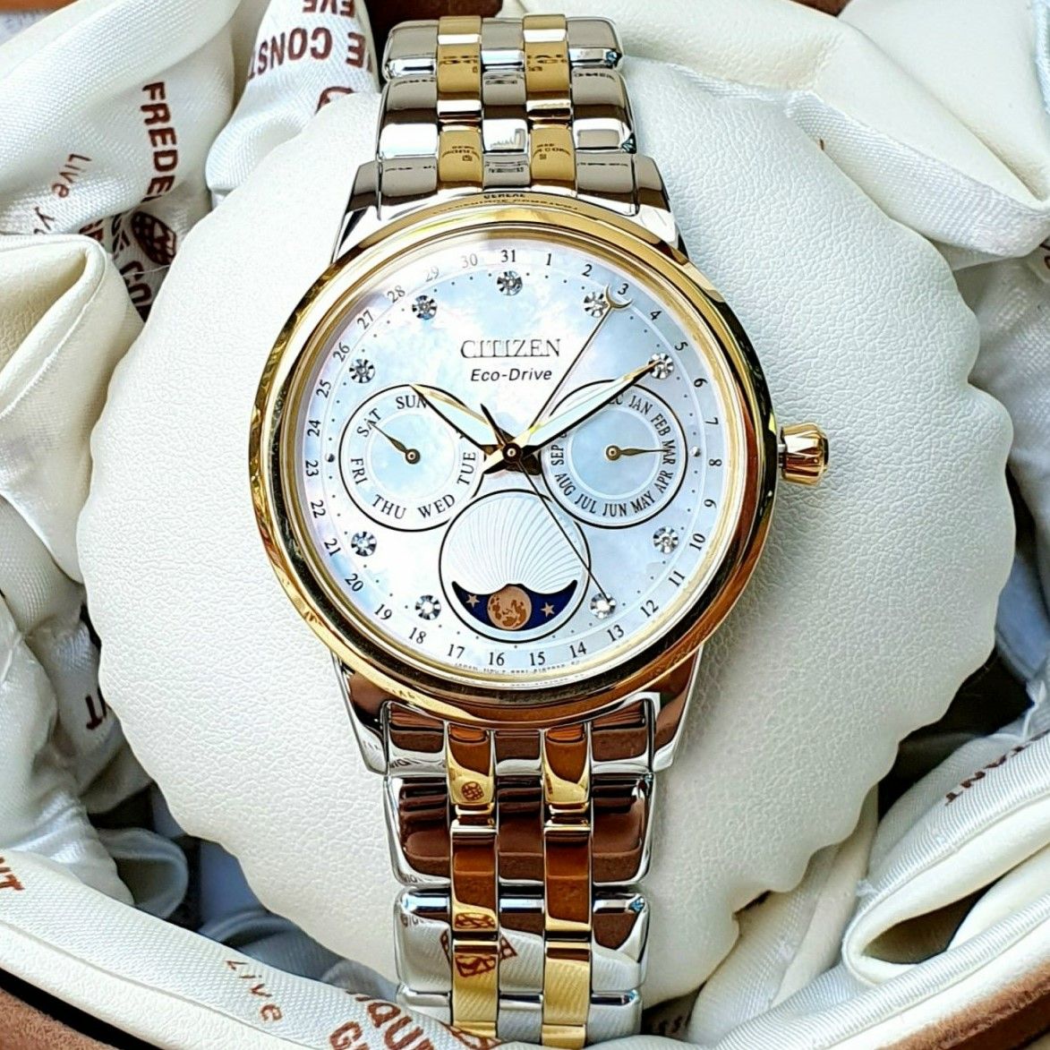 Citizen FD0004-51D นาฬิกาผู้หญิง Eco-Drive Calendrier Moon Phase Women's Watch