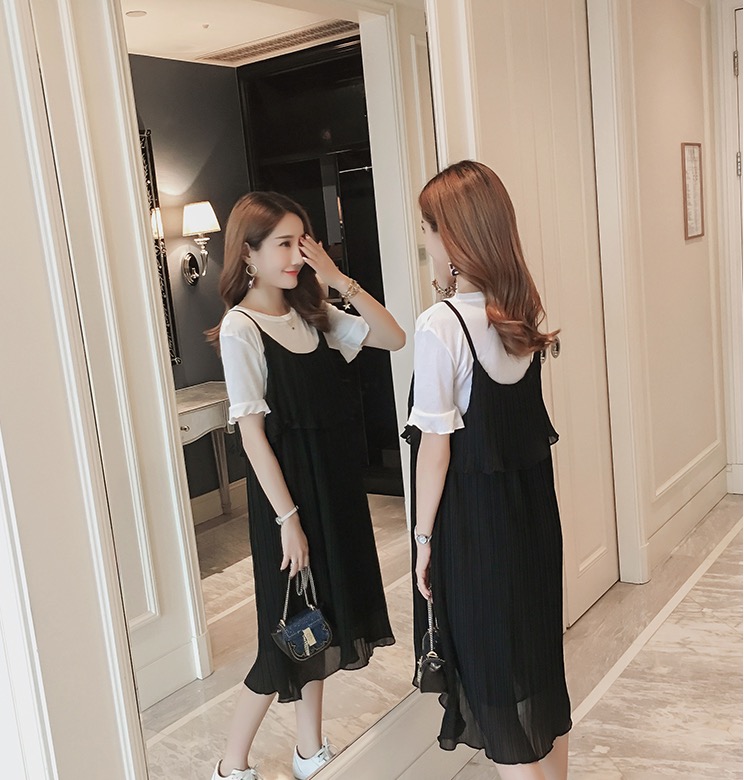 เอี๊ยมกระโปรง+เสื้อ เอี๊ยมคลุมท้องยาว อัดพรีททั้งชุด เป็นระบาย 2ชั้น สวยมากค่ะ M L XL XXL