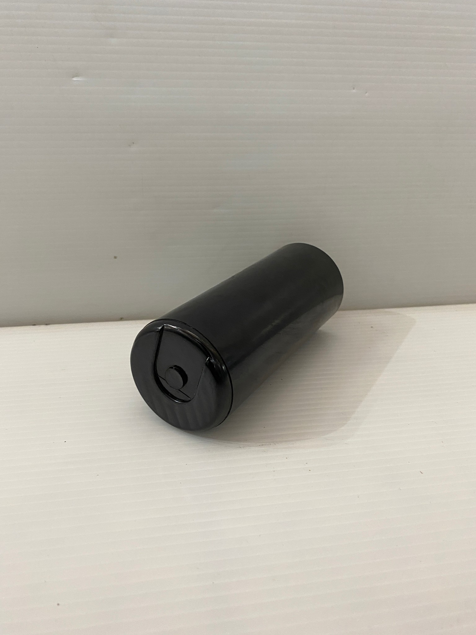 คาปาซิเตอร์ (คอนเดนเซอร์) 108-130uFx330v. TASANI