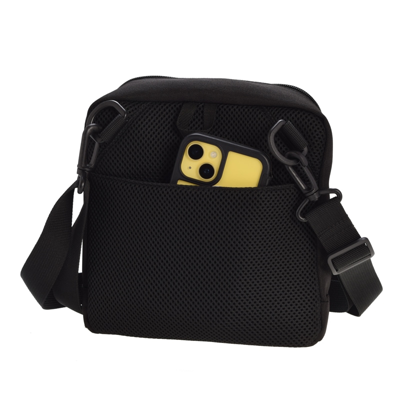 [PRE-ORDER] กระเป๋ากล้อง Coleman x ETSUMI (Black) Shoulder Bag กระเป๋าทรงสี่เหลี่ยมจตุรัส สีดำ กระเป๋าสะพาย โคลแมน นำเข้าจากญี่ปุ่น コールマン スクエアショルダー CO-8776