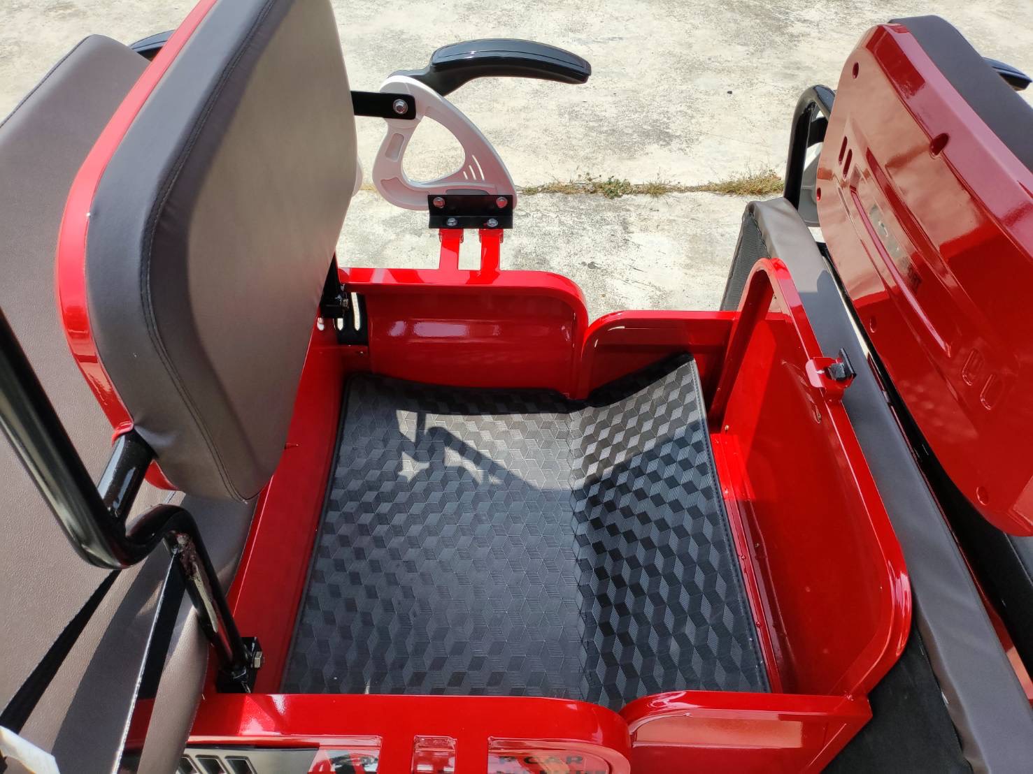 รถไฟฟ้า 4 ล้อ 6 ที่นั่ง (คนไซส์ใหญ่) รุ่น M-01ฺB BIG PLUS ยี่ห้อ CLP CAR ขับแฮนด์บิด